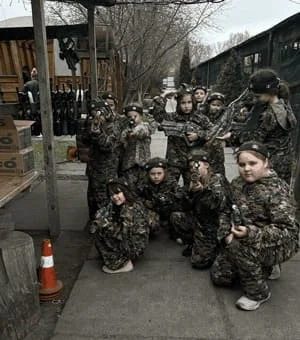 Лазертаг у Києві — командна гра для дітей та підлітків лазертаг Київ діти гра командний бій Western